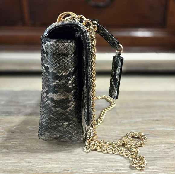 Victoria Secrets Purse - Picture 5 of 8